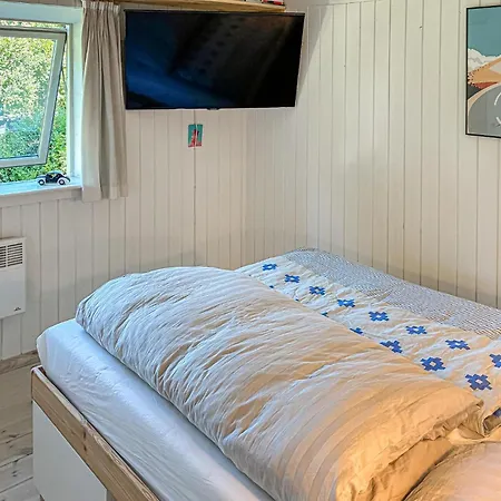 Hébergement de vacances 1 Bedroom Amazing In Holbæk
